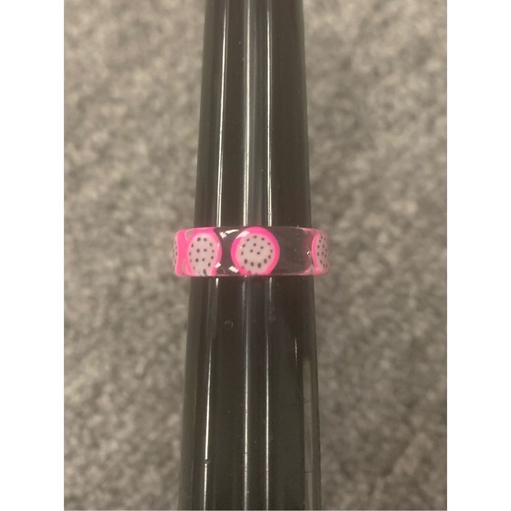 Dragonfruit Patterned Ring - Picture 2 of 5